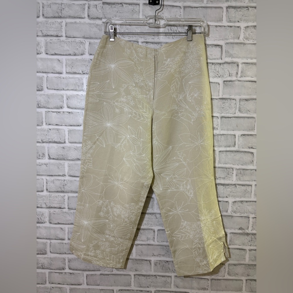 Larry Levine Cream Floral womens Chinos  ankle length pants loose fit size 10